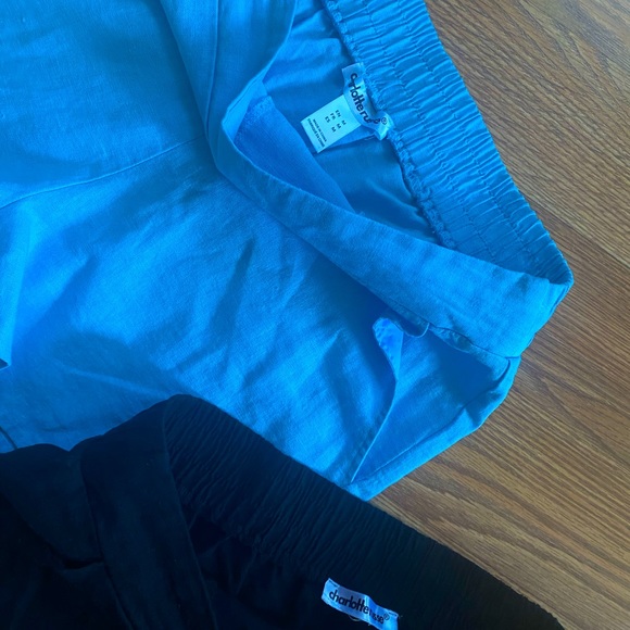 🌺 NWOT Charlotte Russe Shorts Lot of 2 Size Medium - Picture 4 of 5